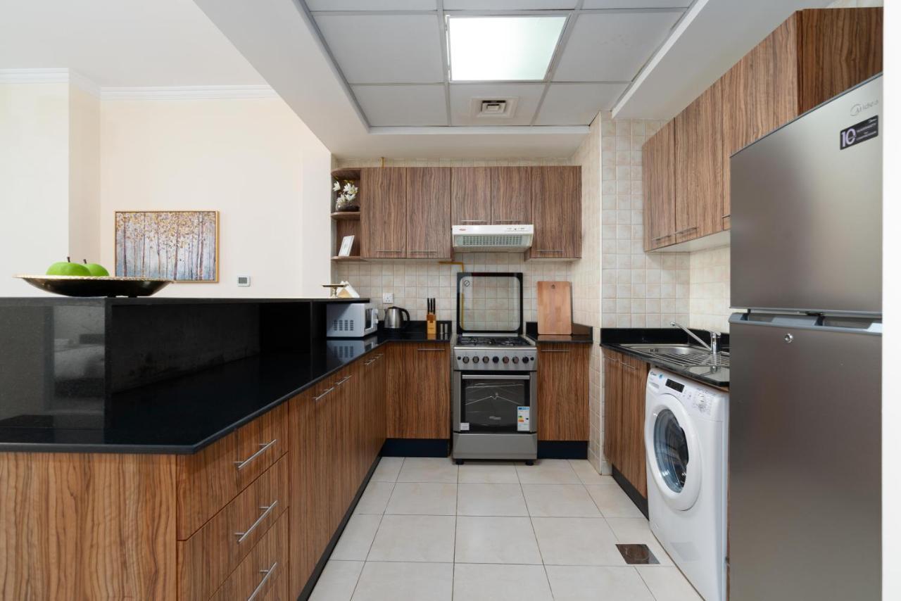 Spacious 2 Beds 5 Min Walk From Dubai Mall With Brand New Gym And Rooftop Swimming Pool Daire Dış mekan fotoğraf