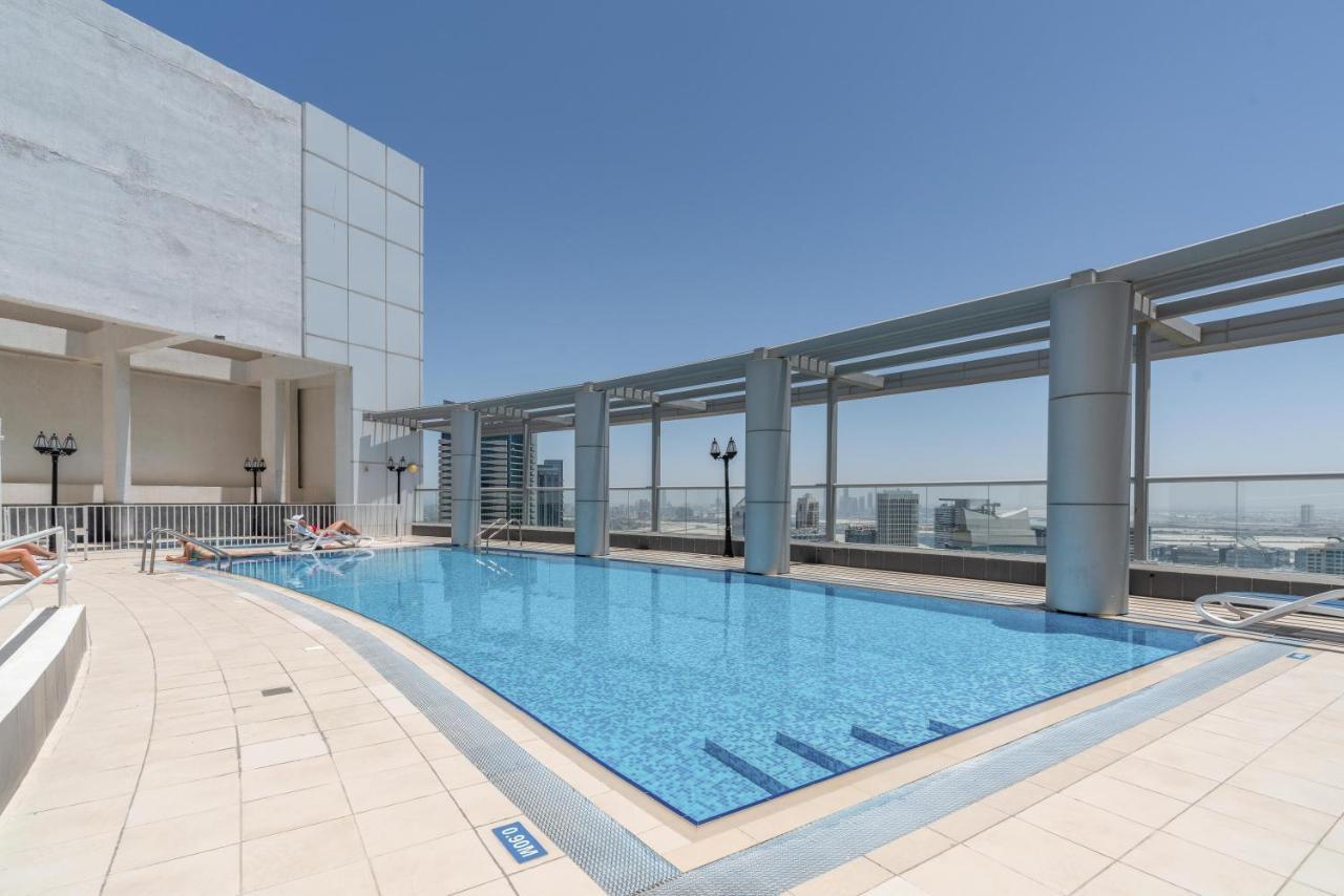 Spacious 2 Beds 5 Min Walk From Dubai Mall With Brand New Gym And Rooftop Swimming Pool Daire Dış mekan fotoğraf